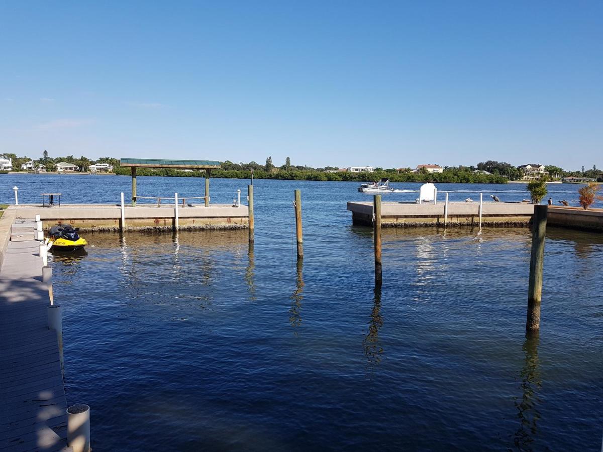 Siesta Key Condo - On The Water ! Exterior photo