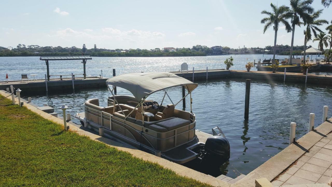 Siesta Key Condo - On The Water ! Exterior photo