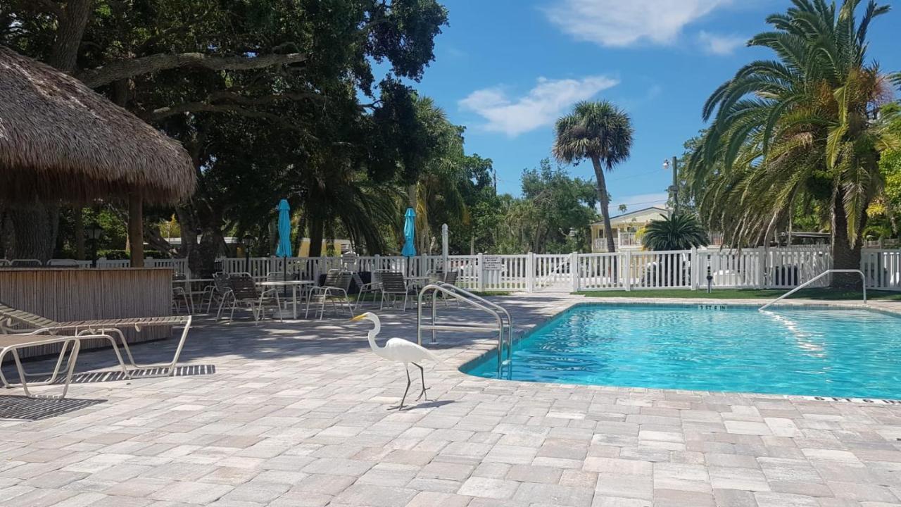 Siesta Key Condo - On The Water ! Exterior photo